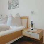 Beim Orgeler Lägenhet