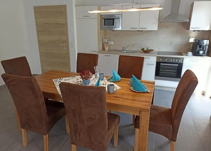 Beim Orgeler アパート フューゲン